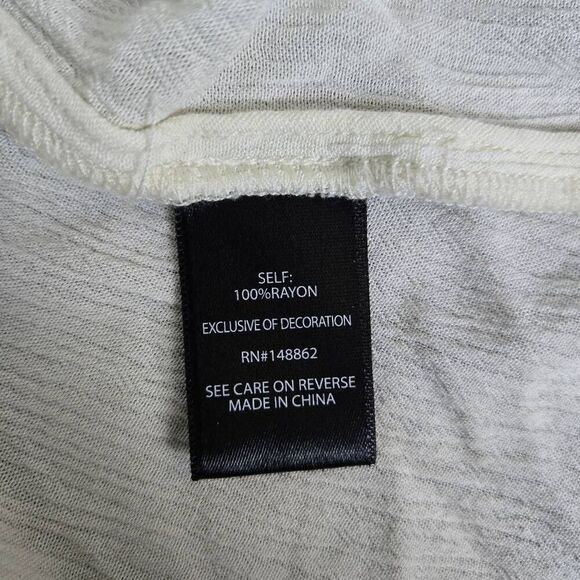 Torrid Womens Embroidered Gauze Top Size 1X White Short Sleeve Boho Hippie Flowy - Picture 5 of 7